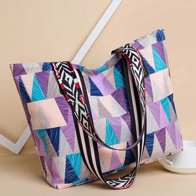 Ladies Handbags white color